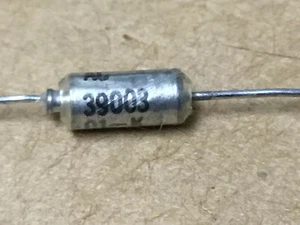 (1 PC)  KEMET  M39003/01-7024J  Capacitor Tantalum 4.7uf 10V 10±%  - Picture 1 of 3