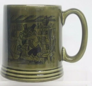 Princess House Exklusiver Steingut Becher Made in England Tavernenszene mit Zitat - Bild 1 von 6