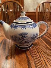 Brownlow Heritage China Kensington Blue Pattern 2004 - 4 Cup Teapot With Lid 