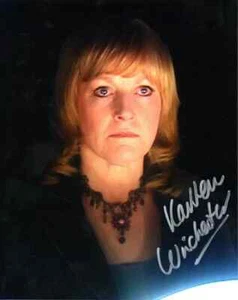 Doctor Who Autograph: KARREN WINCHESTER (Bad Wolf) Signed Photo - Imagen 1 de 1