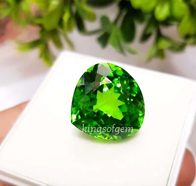 Hermoso corazón de peridoto verde de 33,40 quilates piedra preciosa suelta de color verde de alta calidad Foto 1 de 4