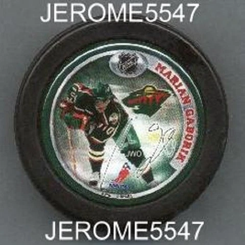 MINNESOTA WILD 2005-2006 MARIAN GABORIK Wincraft Domed PUCK - #DL Cover