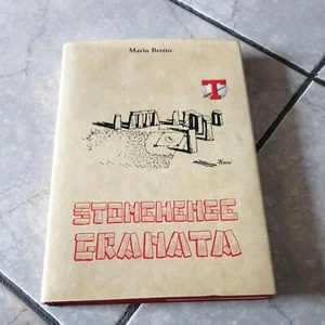 Mario Bretto - Libro STONEHENGE GRANATA - INTROVABILE +biglietto dedica e altro - Foto 1 di 10