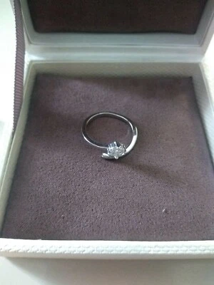 Anillo envolvente Ashlynn Avenue Symphony Lois enchapado en oro blanco de 18 quilates de 0,4 quilates talla 7 Foto 1 de 4