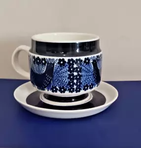 Arabia Finland, SINILINTU, Blue Bird, Large Cup and Saucer, Raija Uosikkinen. - Picture 1 of 6