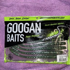Googan Baits Slim Shake Worm 8" pimienta Chartreuse con escama verde - Imagen 1 de 2