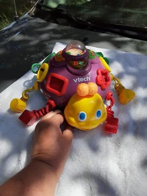 IQ Builders Spring & Sort Crazy Bug Shapes Toy Music Lights Phrases Vintage Rare - Image 1 of 4