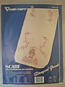 Vogart "Country Girl Dresser Scarf" Stamped Linen Cut Size 14" x 37" - Picture 1 of 2