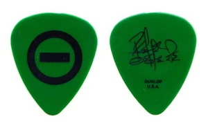 Type O Negative Peter Steele Signature Green Guitar Pick - 2007 Skeletour Tour - Picture 1 of 1