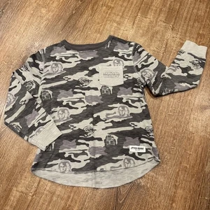 Gap Jungen Star Wars grau Tarnmuster Langarm Waffel Shirt M 8 - Bild 1 von 3