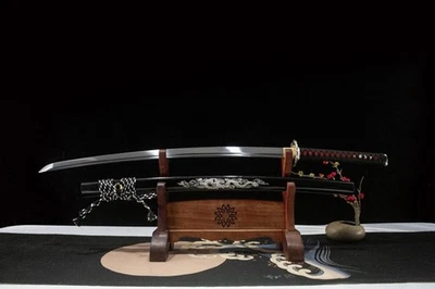 Katana japonesa estilo Saro 1060 acero de alto carbono - montaje de latón lacado arrastre Foto 1 de 4