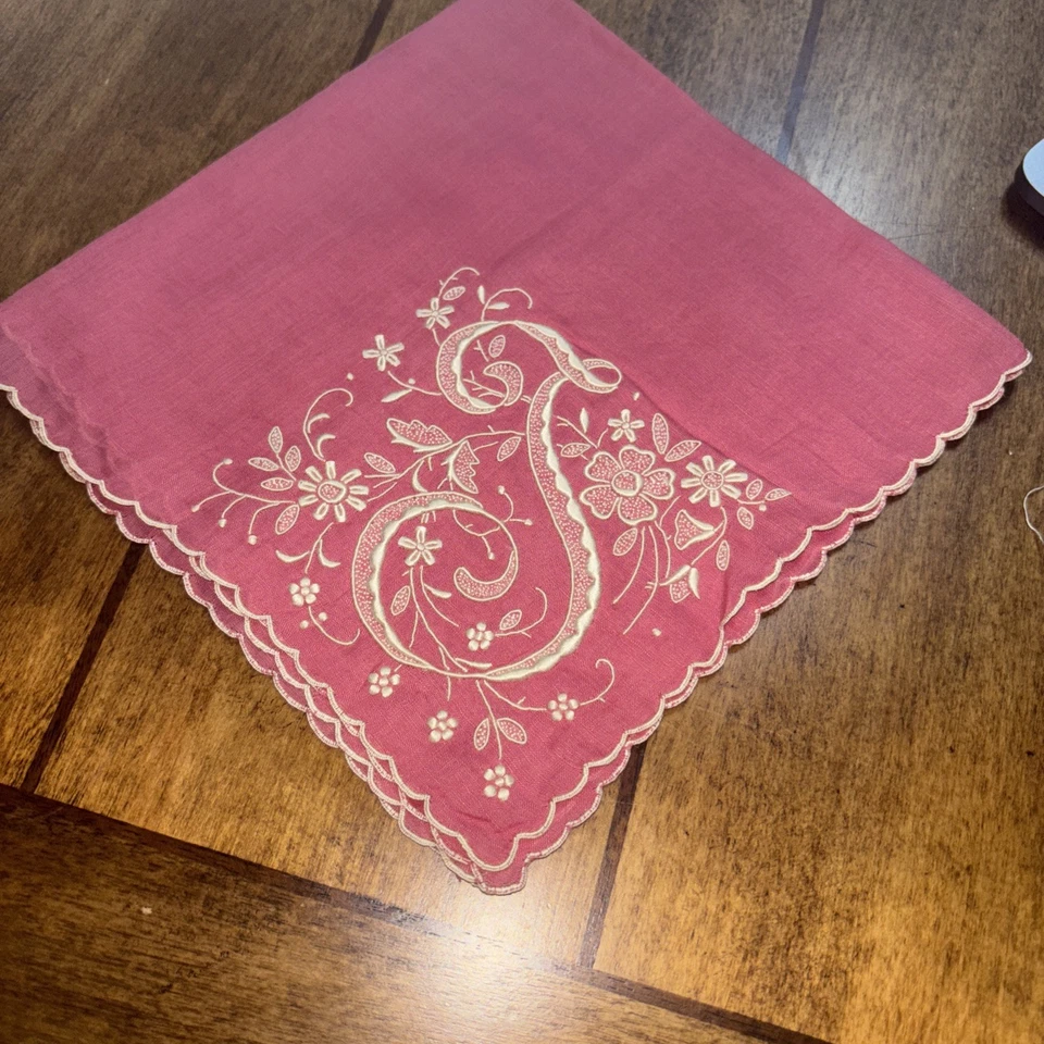 复古,手工制作马德拉刺绣,Monogram T,手帕。 — 第 1/3 张图片
