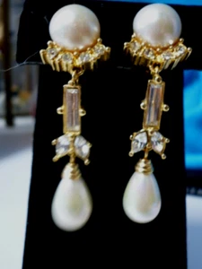 VINTAGE CLIP CHRISTIAN DIOR PEARL CRYSTAL RHINESTONE EARRINGS - 2-1/4" - Picture 1 of 9