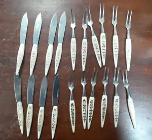Vtg 70s Cocktail Hors d’ oeuvre Forks Knives, 20 Pc, Stainless Steel Floral Gold - Picture 1 of 7