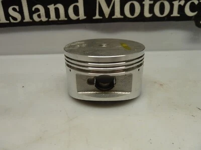 Pistón SYM Joyride 200 Foto 1 de 4