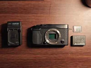 Fujifilm X Series X-E1 16.3MP Digital SLR Camera Body - Picture 1 of 12