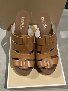 MICHAEL Kors Somerly Leather Mule Pump Brown Peanut Open Toe Studded 8 Ret $195 - Picture 1 of 5