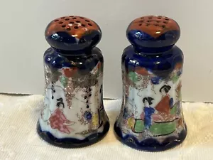 Shakers pepe vintage dipinti a mano Giappone cinese orientale cobalto blu flusso sale - Foto 1 di 10