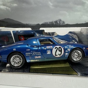 Bburago 1:18 Ferrari 250 LM “Sebring” #29 Zerex Special – Colección Oro - Imagen 1 de 7