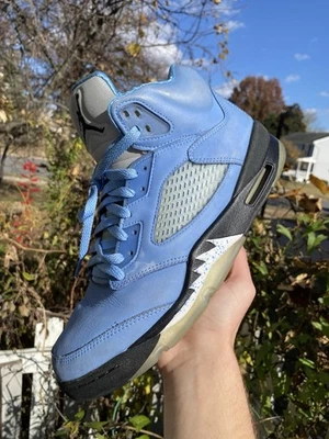 Size 10.5 - Jordan 5 Retro SE Mid UNC - Image 1 of 4