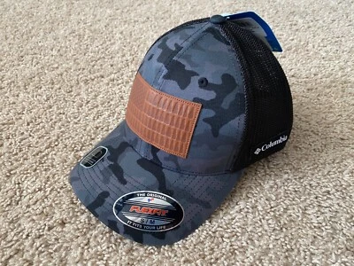 Columbia Mesh Camo Tree Flag Flexfit Cap S/M - Image 1 of 4