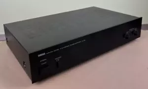 YAMAHA M-35 AMPLIFIER - Picture 1 of 6