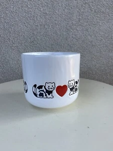 Waechtersbach Bowl cat with red hearts 4 3/4” x 5” ceramic Germany - Picture 1 of 9