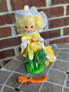 Vintage 1984 Rose Petal Place Doll Sunny Sunflower With Purse, Comb, & Stand - Picture 1 of 4