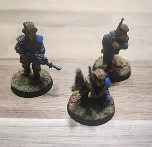 Warhammer 40k Guardia Imperiale Tank Crew Pro Verniciato Fuori Pro Metallo - Foto 1 di 7