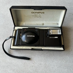 Vintage OLYMPUS XA2 35mm Film Camera + A16 Electronic Flash. TESTED - Bild 1 von 8