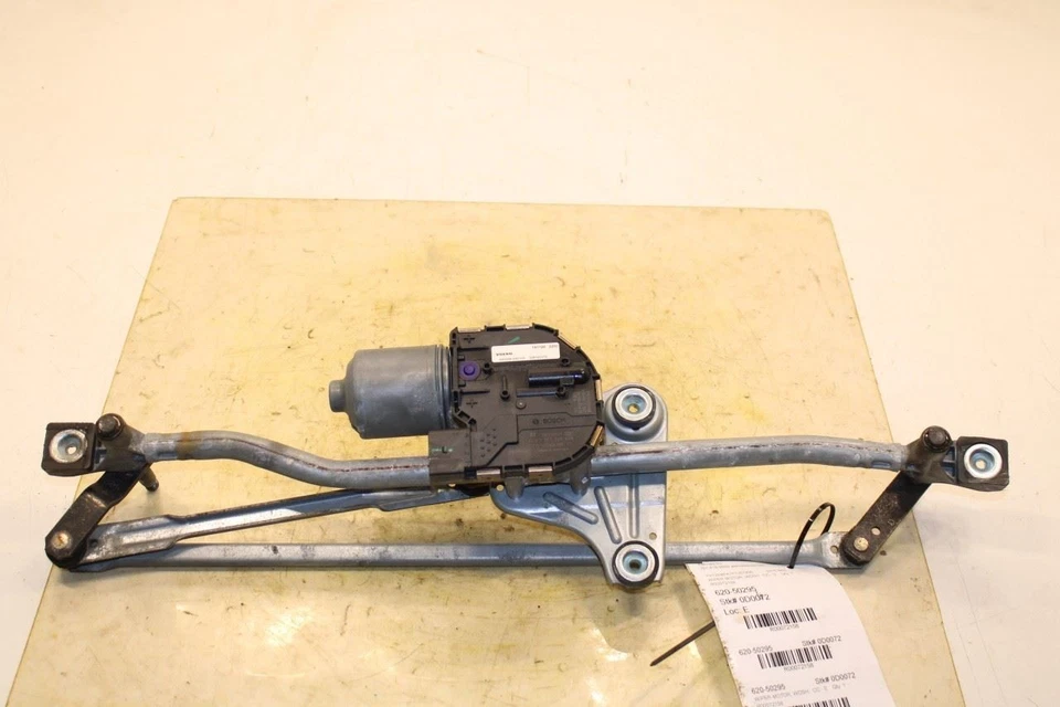 Volvo S60 T5 Premier FR 2015-2018 limpiaparabrisas transmisión acoplamiento con motor Foto 1 de 4