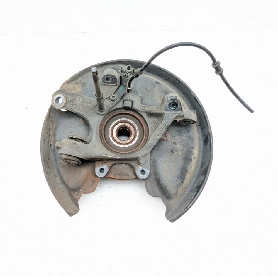 Buje nudillo trasero pasajero MERCEDES W208 CLK320 97-04 Foto 1 de 4