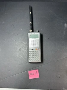 Radio Shack Pro-97 20-527 1000 Channel Triple Trunking Handheld Radio Scanner - Zdjęcie 1 z 13