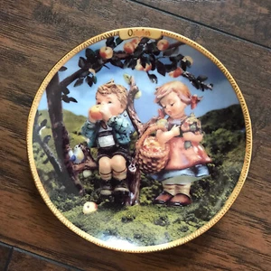 1999 Bradford Exchange Hummel Seasons of Joy October Calendar 5.75" Plate w/COA - Picture 1 of 7
