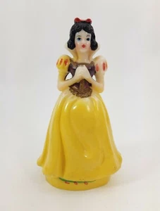 Vintage Walt Disney Productions Snow White Hard Plastic Figurine Hong Kong 5" - Picture 1 of 8