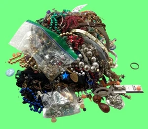 7.62 lbs Bulk Jewelry Bag for Craft, Wear or Repair - Picture 1 of 8