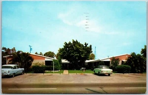Postcard Ft. Lauderdale Florida c1965 Wheeler Apartments Old Cars - Picture 1 of 2