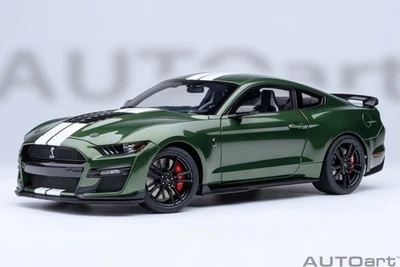 Ford Shelby Mustang GT500 Verde Modellino 1:18 Autoart - Immagine 1 di 4