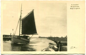 AK Stolpmünde / Ustka ca. 1930 (?) Hafeneinfahrt Fischkutter Segelboot / Stolp - Picture 1 of 1