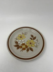 Vintage 10” Autumn Collection Stoneware WildWood Plate Floral Japan Oven Safe - Picture 1 of 4