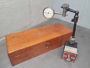  Starrett No. 657C magnetic base w/ No. 196 dial indicator w/ wooden case - 657A - Picture 1 of 24