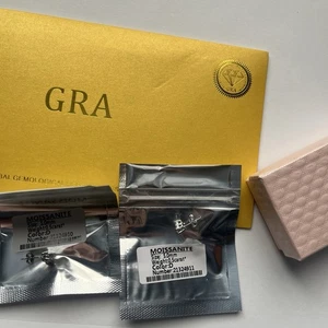 VVS Moissanite Diamond Earrings - Picture 1 of 6