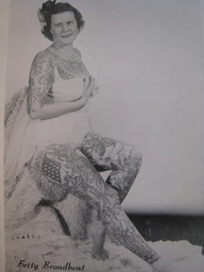 Foto de dama tatuada vintage... BETTY BROADBENT... C. 1960 5,5 X 3,5 PULGADAS. - Imagen 1 de 3