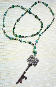 Collar con cuentas hecho a mano llave esqueleto colgante verde azul - Imagen 1 de 5