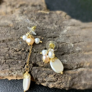 D13 Earrings Arangement From Freshwater Pearls Plug Made of Silver 925 - Foto 1 di 3