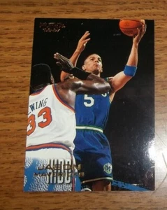 1996-97 Fleer Jason Kidd #22 Dallas Mavericks - Picture 1 of 2