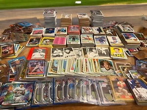 ENORME Lote de Tarjetas Deportivas De Colección - 1000+ Tarjetas, 1971-2024 NOVATOS, Béisbol, Hockey - Imagen 1 de 19