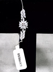 EXPRESS FAUX RHINESTONE BRACELET FASHION JEWELRY - Picture 1 of 3