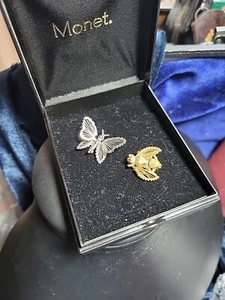 2 Vintage Monet Broschen. Schmetterling und Biene im Originalkarton - Bild 1 von 12