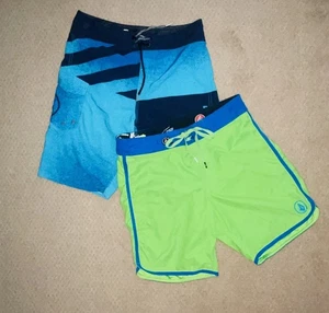 Lot Of 2 Men’s VOLCOM Stretch Surf Hybrid Land/Water Board SHORTS -Size 30 - Picture 1 of 5